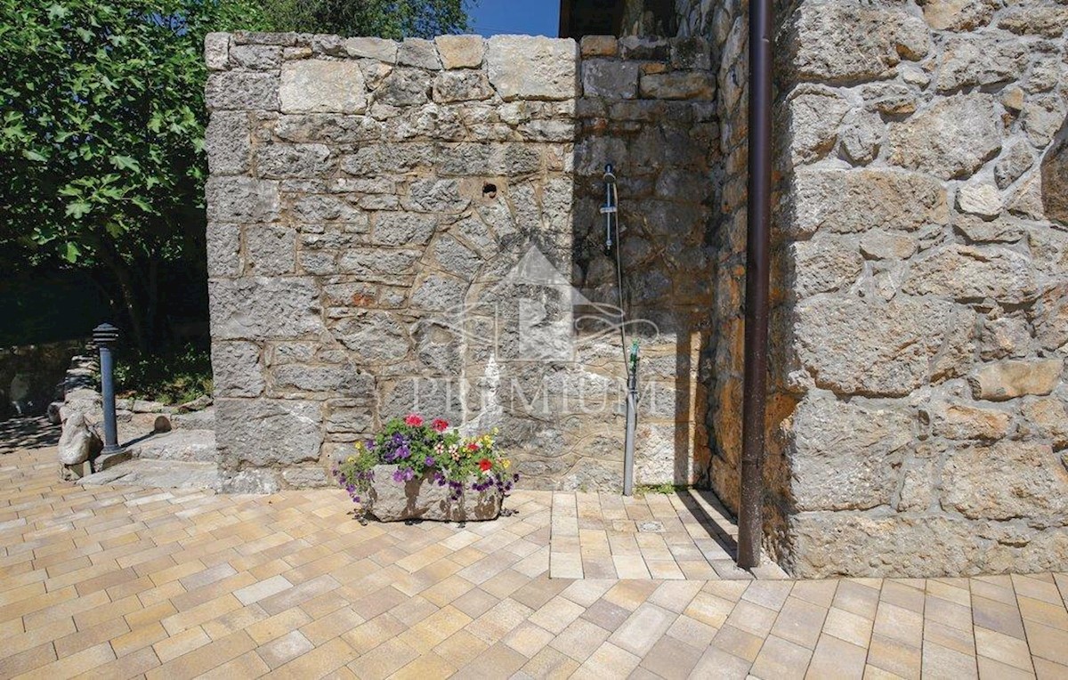 CASA CON PISCINA, VISTA MARE