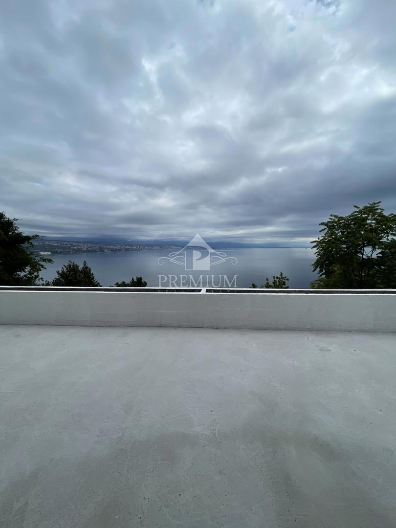 APPARTAMENTO DUPLEX A ROH-BAU PERFORMANCE 187,30 m2, IN UNA POSIZIONE UNICA