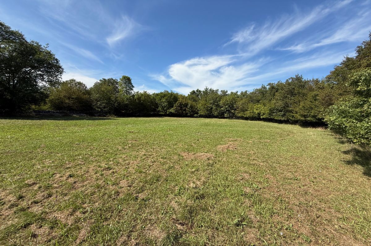 Terreno agrario, per la vendita, Malinska, Croazia, 9798 m2, 117.576,00 EUR