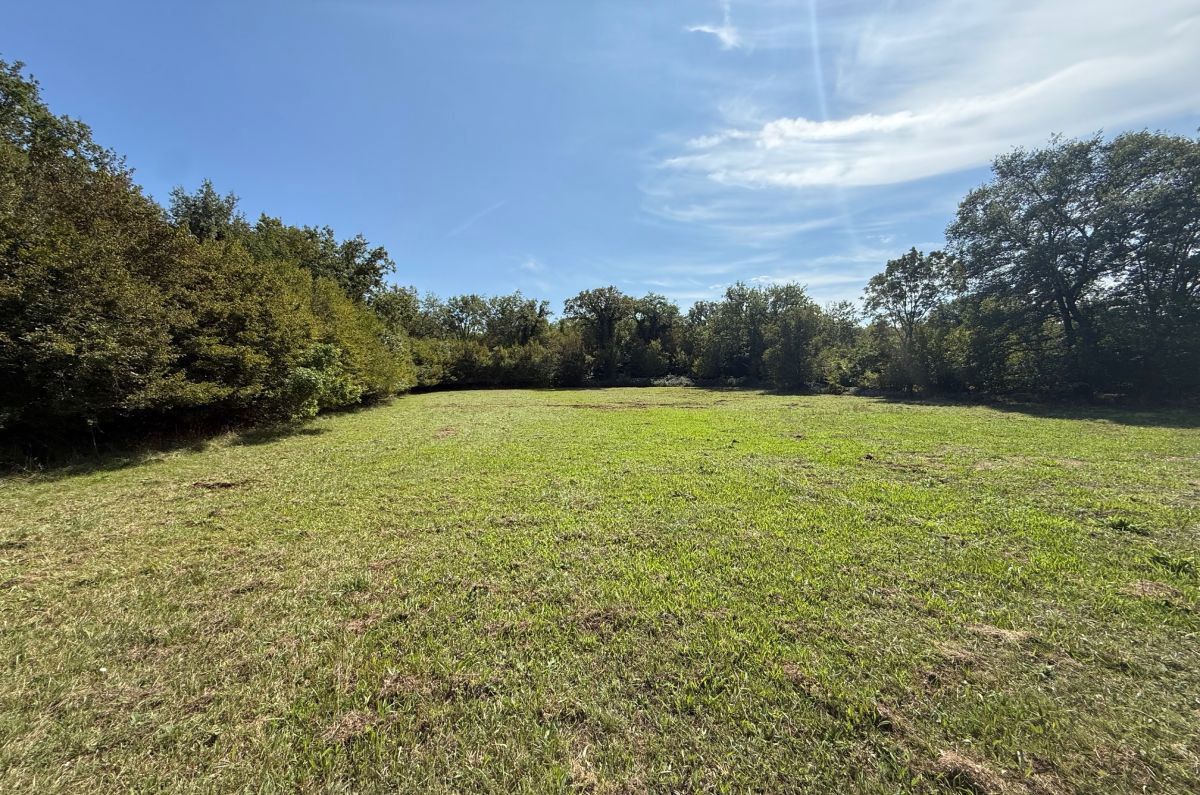 Terreno agrario, per la vendita, Malinska, Croazia, 9798 m2, 117.576,00 EUR