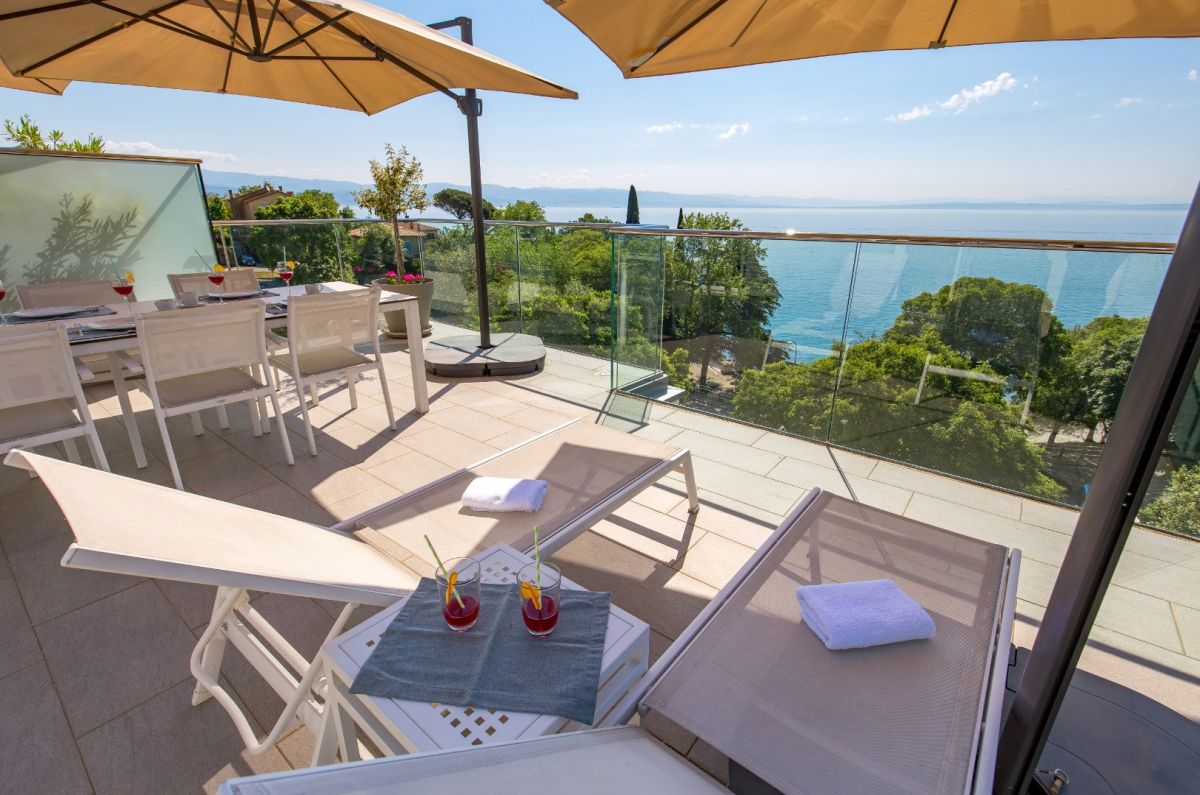 Appartamento, per la vendita, Lovran, Croazia, 144 m2, 745.000,00 EUR