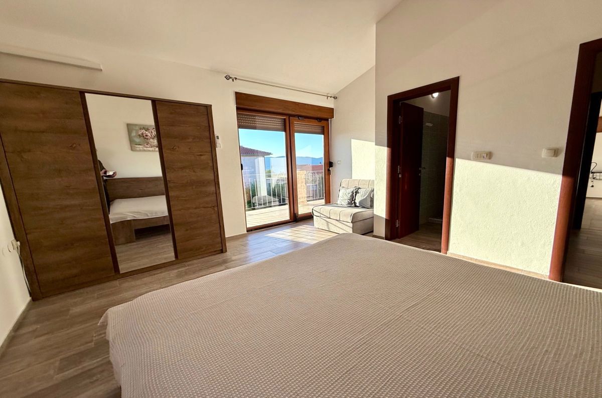 Casa, per la vendita, Città diKrk, Croazia, 200 m2, 490.000,00 EUR