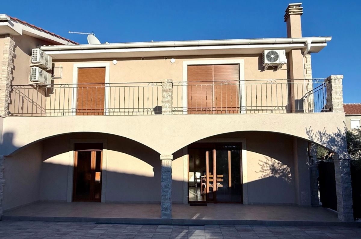 Casa, per la vendita, Città diKrk, Croazia, 200 m2, 490.000,00 EUR