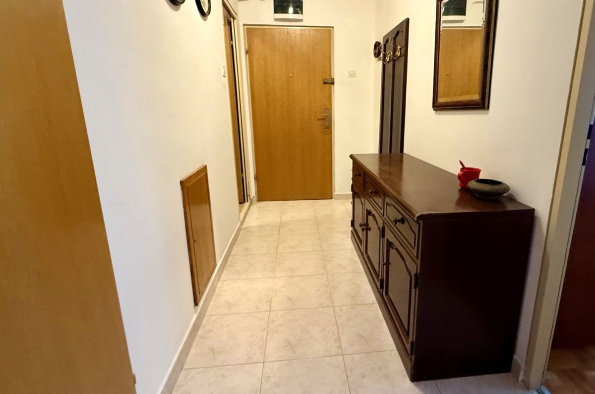 Apartamento, per la vendita, Fiume, Croazia, 81 m2, 305.000,00 EUR