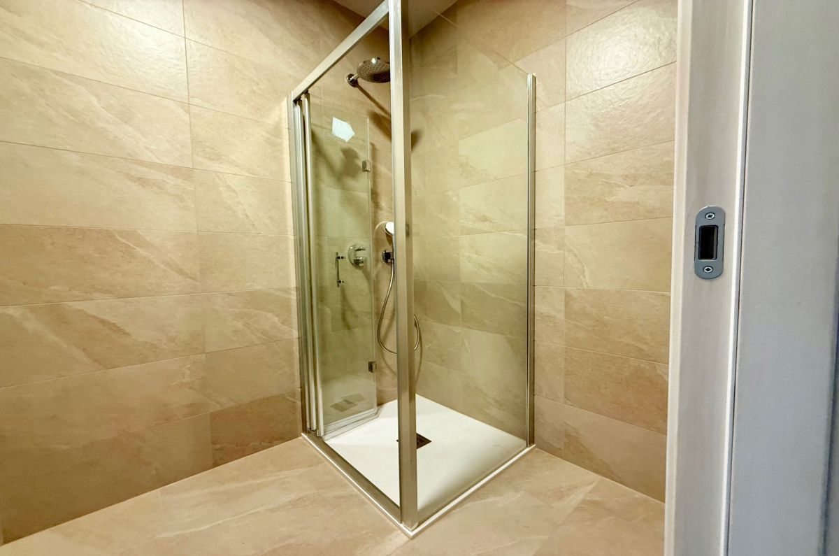 Appartamento, per la vendita, Omišalj, Croazia, 97 m2, 235.000,00 EUR