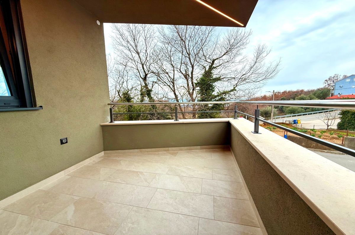 Appartamento, per la vendita, Omišalj, Croazia, 97 m2, 235.000,00 EUR