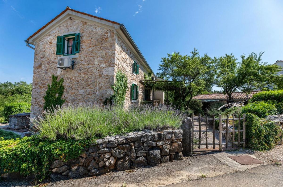 Vecchia casa di pietra, per la vendita, Dobrinj, Croazia, 225 m2, 925.000,00 EUR