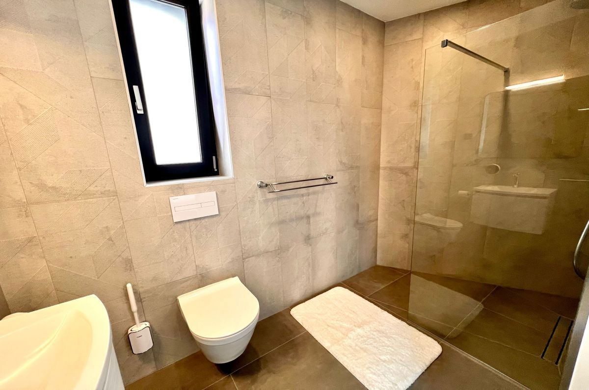 Appartamento, per la vendita, Abazzia, Croazia, 151 m2, 1.290.000,00 EUR