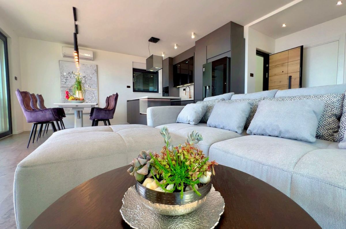 Appartamento, per la vendita, Abazzia, Croazia, 151 m2, 1.290.000,00 EUR