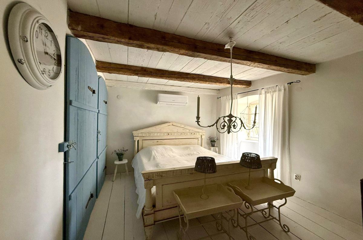 Vecchia casa di pietra, per la vendita, Vrbnik, Croazia, 120 m2, 390.000,00 EUR