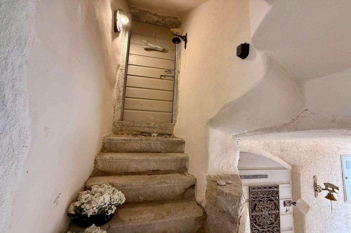 Vecchia casa di pietra, per la vendita, Vrbnik, Croazia, 120 m2, 390.000,00 EUR