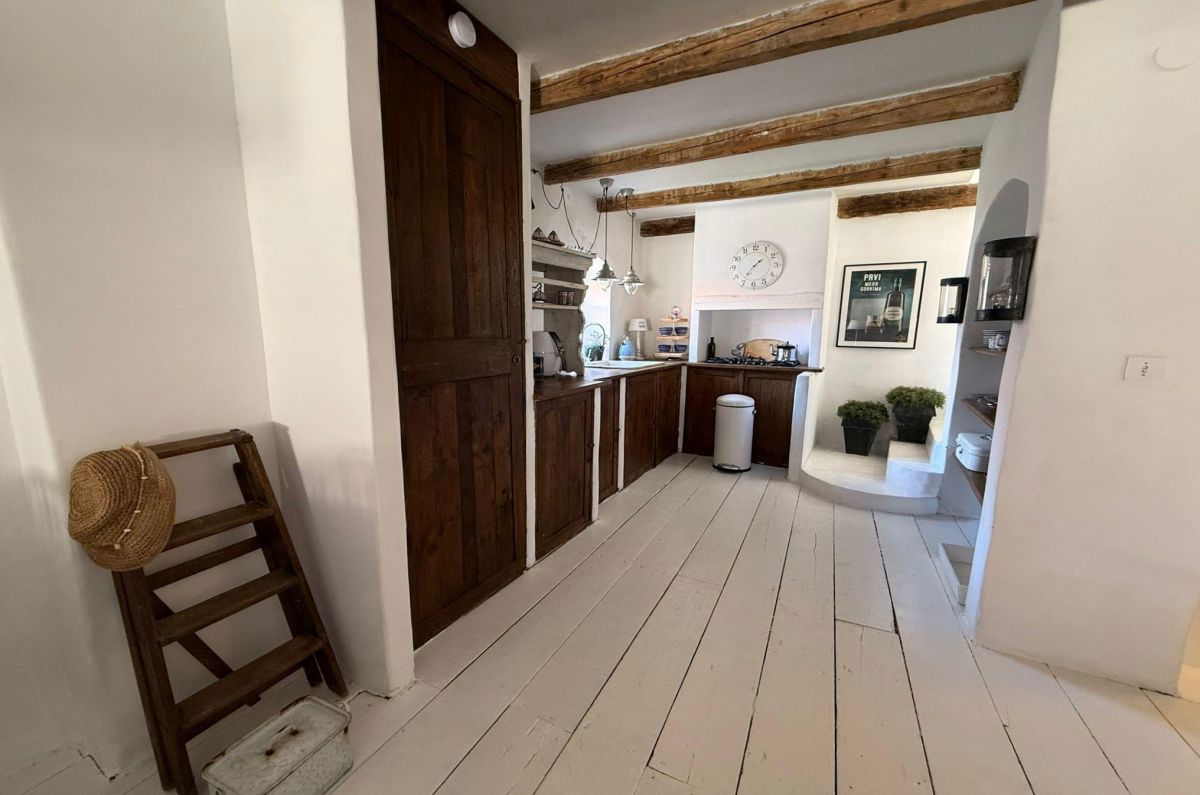 Vecchia casa di pietra, per la vendita, Vrbnik, Croazia, 120 m2, 390.000,00 EUR