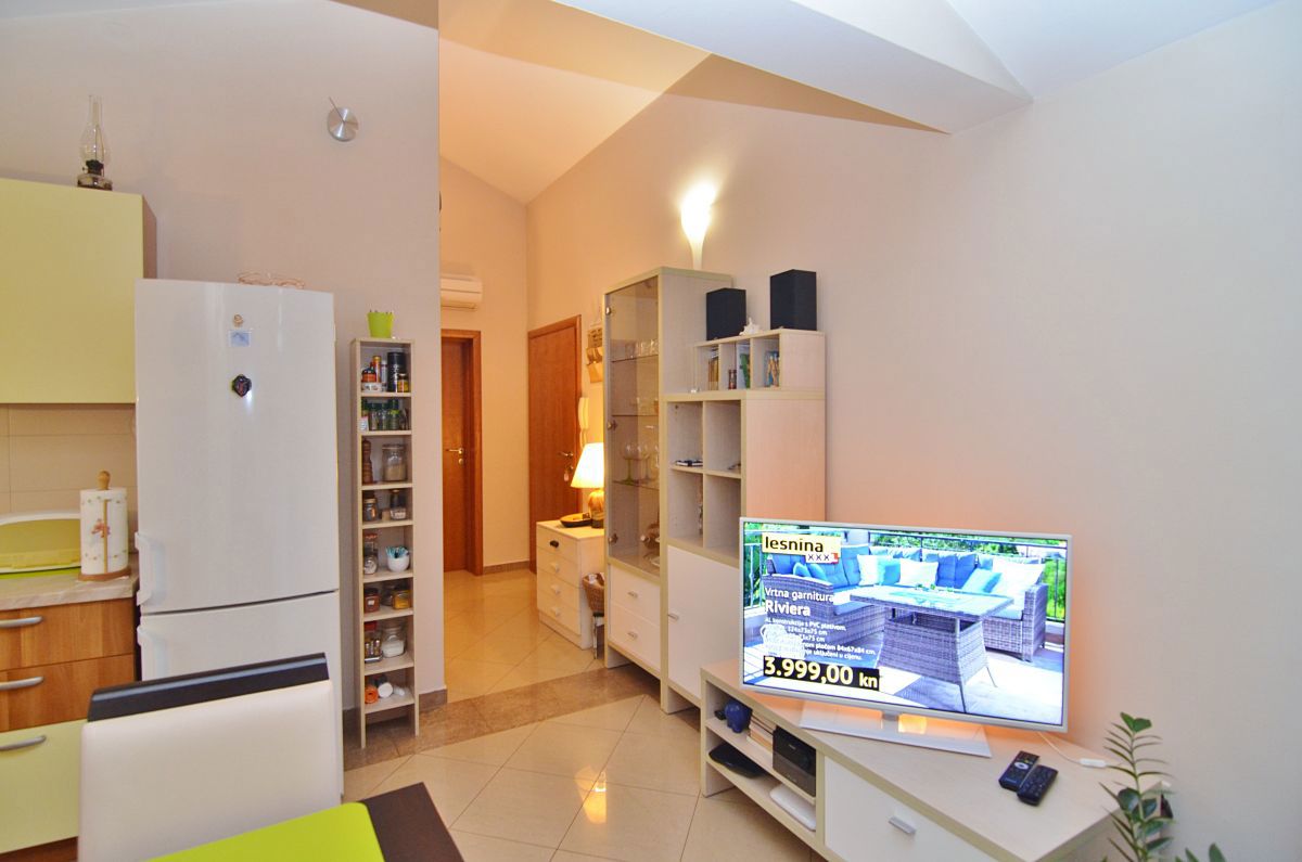 Appartamento, per la vendita, Malinska, Croazia, 47 m2, 250.000,00 EUR