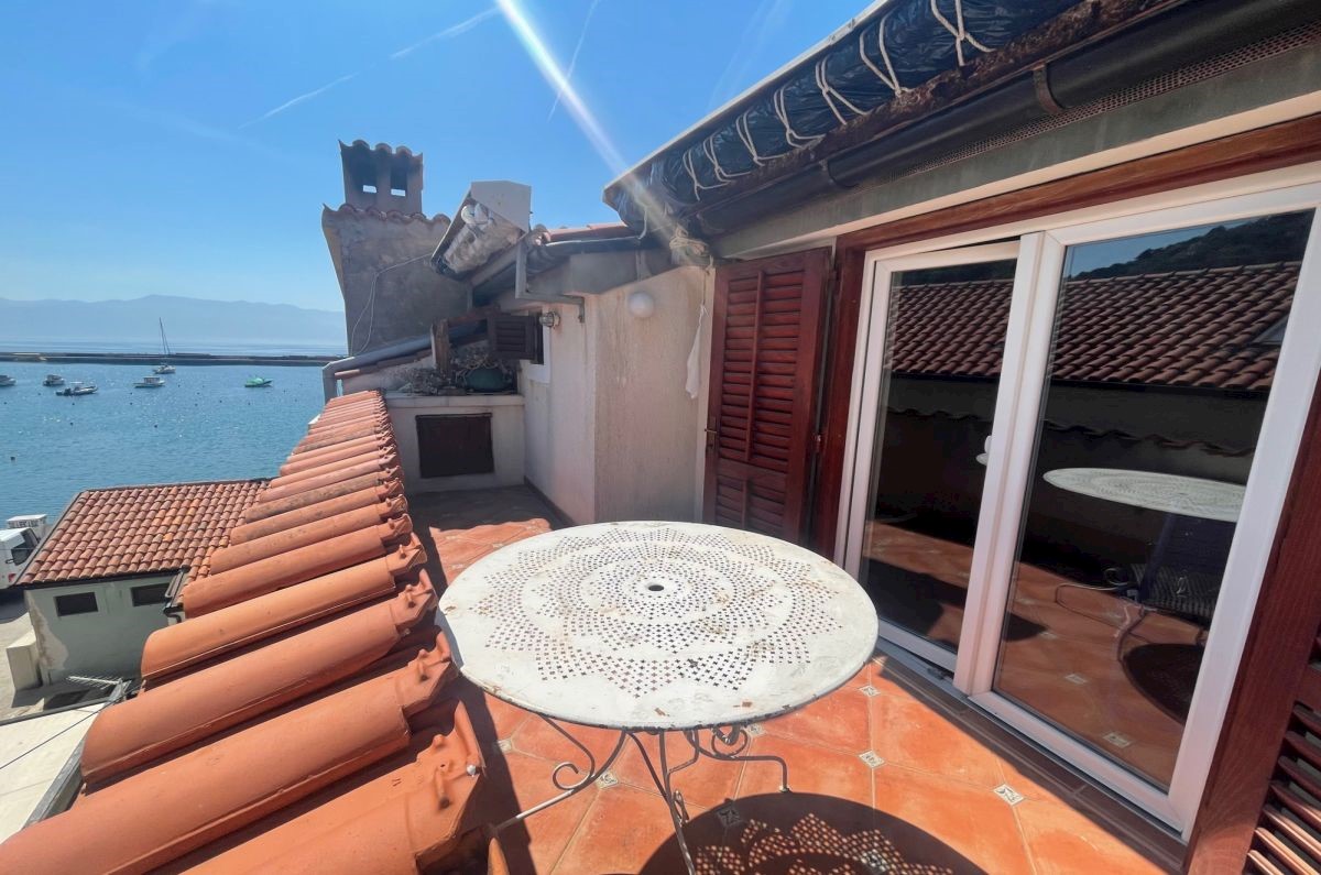 Appartamento, per la vendita, Baška, Croazia, 100 m2, 390.000,00 EUR