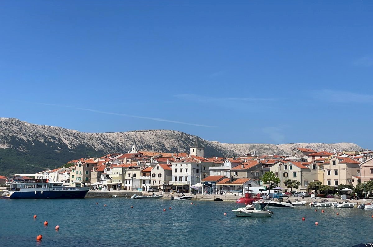 Appartamento, per la vendita, Baška, Croazia, 100 m2, 390.000,00 EUR