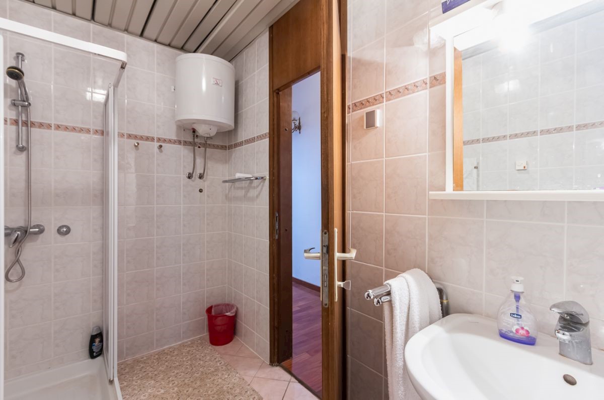 Casa, per la vendita, Njivice, Croazia, 286 m2, 1.500.000,00 EUR