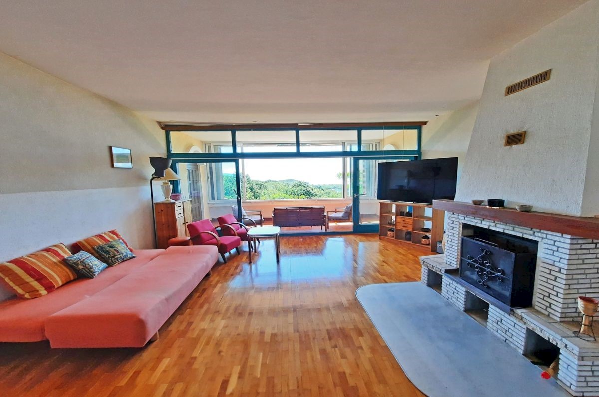 Casa, per la vendita, Njivice, Croazia, 286 m2, 1.500.000,00 EUR