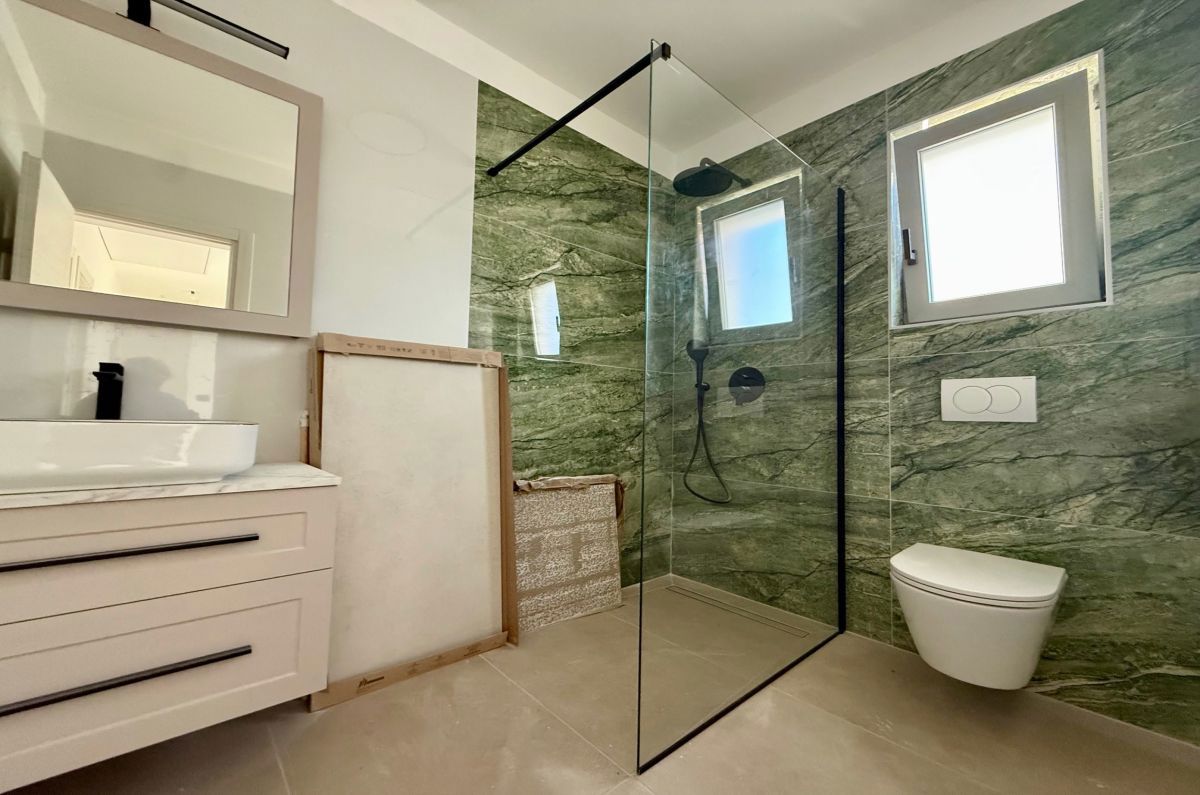 Casa, per la vendita, Malinska, Croazia, 139 m2, 750.000,00 EUR