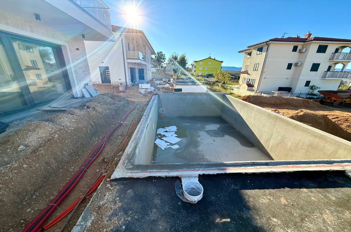 Casa, per la vendita, Malinska, Croazia, 139 m2, 750.000,00 EUR