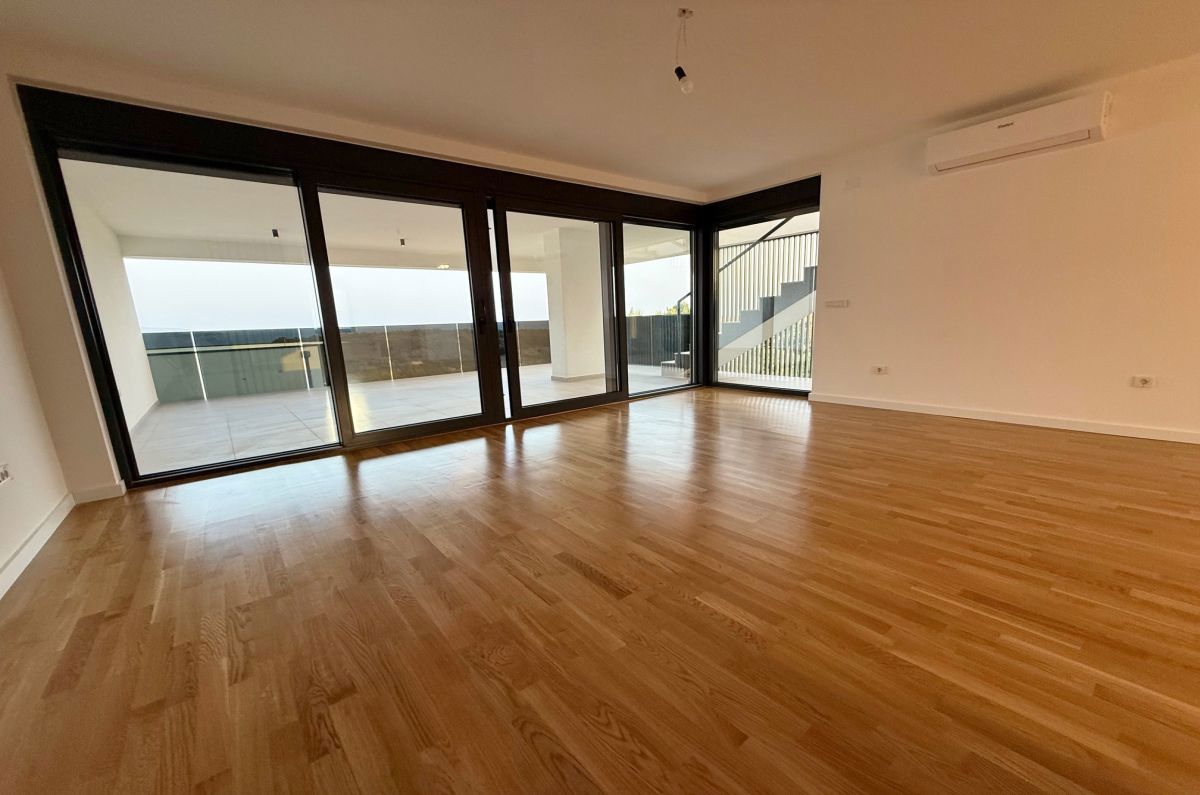 Appartamento, per la vendita, Città diKrk, Croazia, 244 m2, 865.000,00 EUR