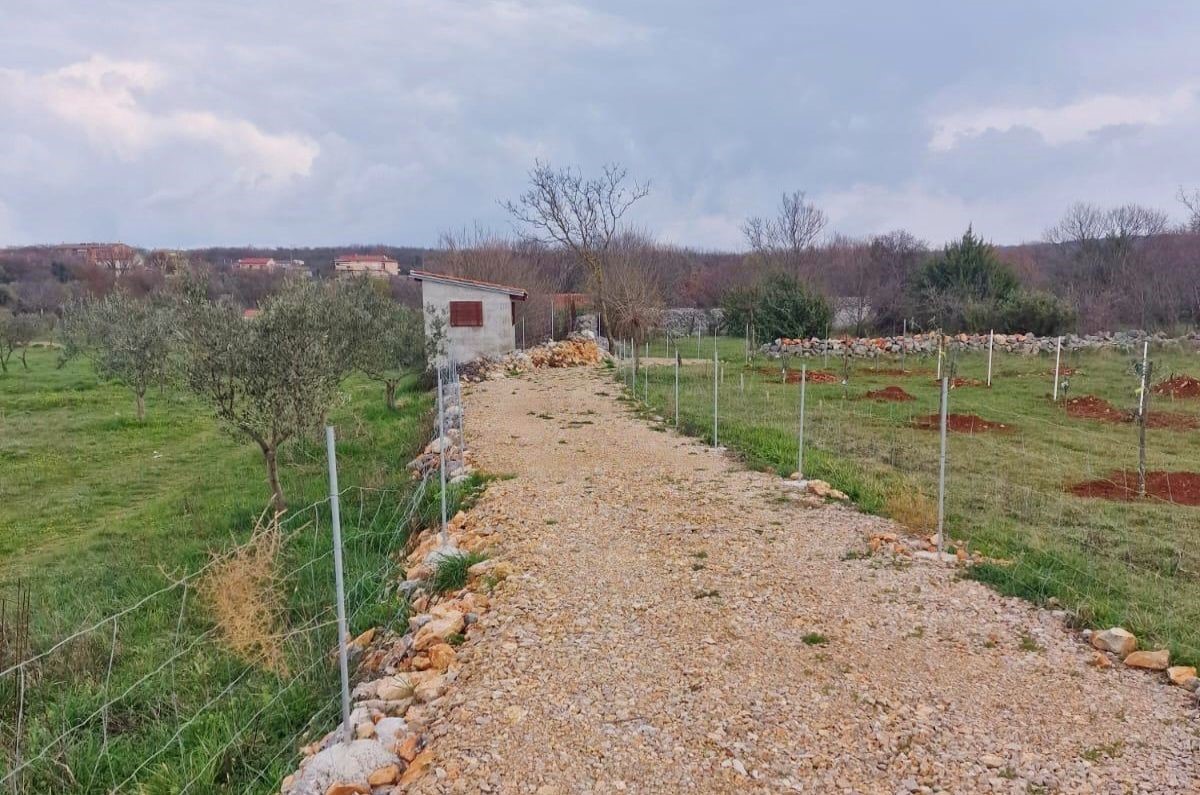 Terreno agrario, per la vendita, Città diKrk, Croazia, 2651 m2, 75.000,00 EUR