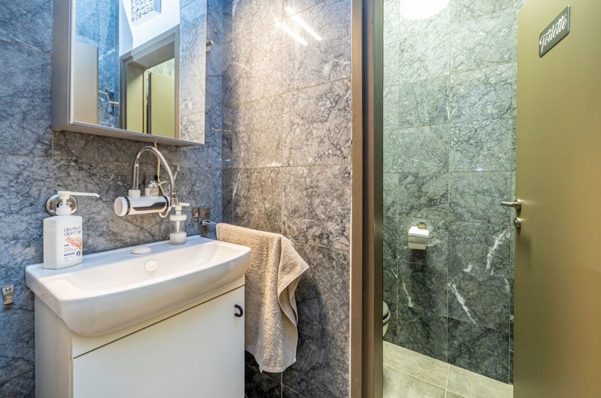 Casa, per la vendita, Njivice, Croazia, 276 m2, 890.000,00 EUR