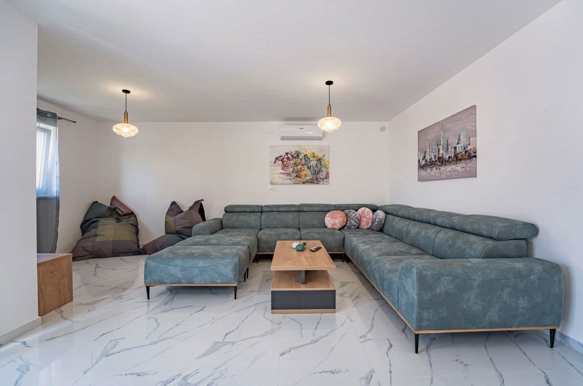 Casa, per la vendita, Dobrinj, Croazia, 300 m2, 1.150.000,00 EUR