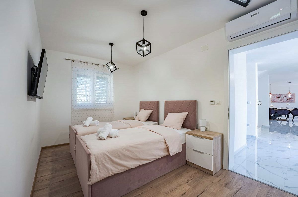 Casa, per la vendita, Dobrinj, Croazia, 300 m2, 1.150.000,00 EUR