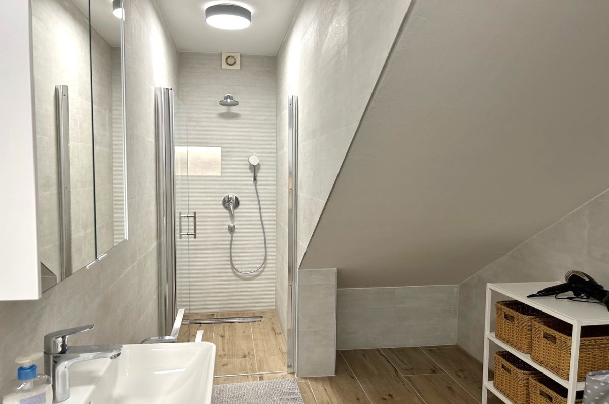 Appartamento, per la vendita, Njivice, Croazia, 76 m2, 395.000,00 EUR