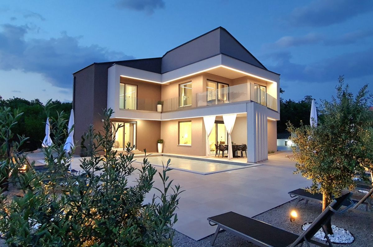 Casa, per la vendita, Vrbnik, Croazia, 175 m2, 695.000,00 EUR