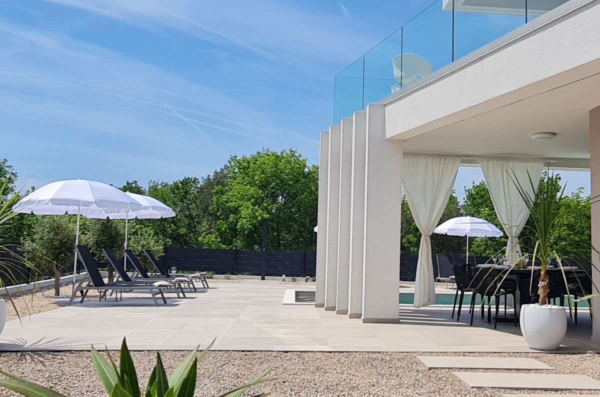 Casa, per la vendita, Vrbnik, Croazia, 175 m2, 695.000,00 EUR