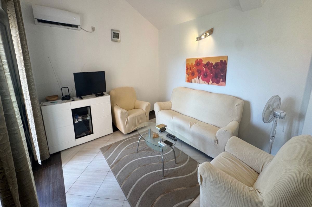 Appartamento, per la vendita, Uvala Soline, Croazia, 59 m2, 275.000,00 EUR