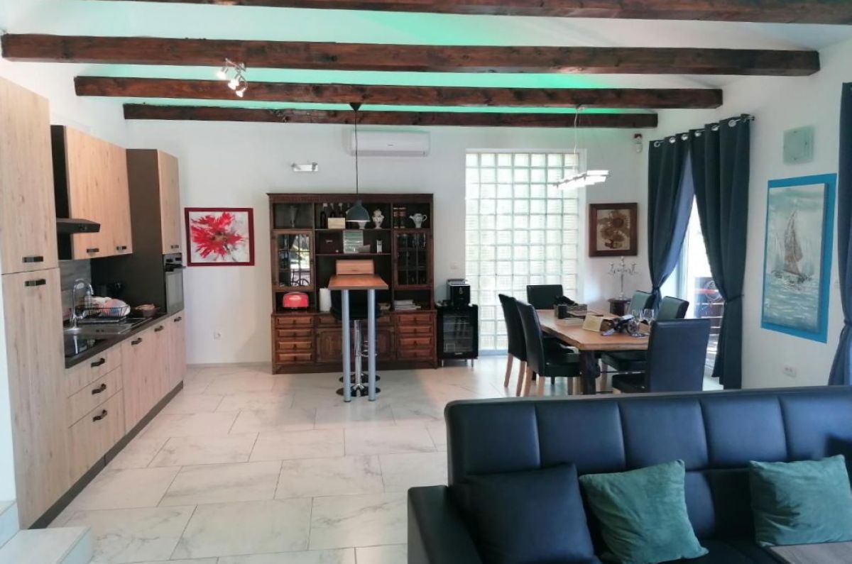 Casa, per la vendita, Dobrinj, Croazia, 100 m2, 560.000,00 EUR