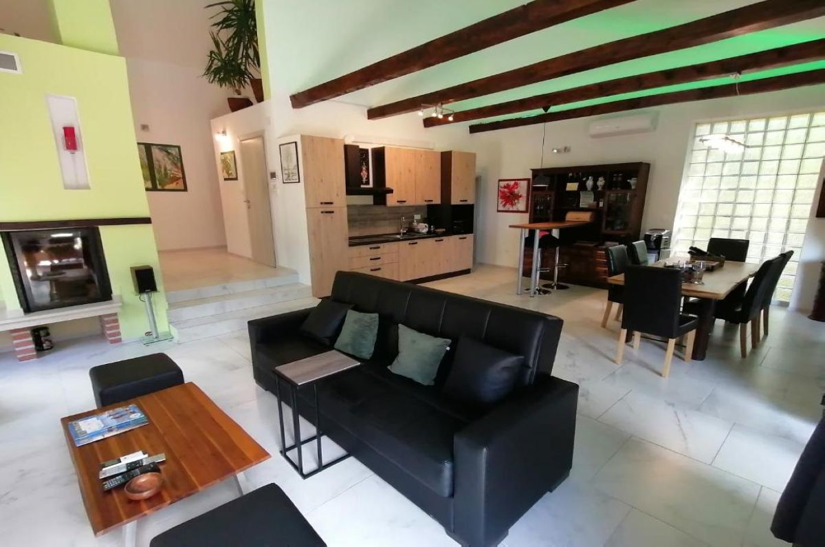 Casa, per la vendita, Dobrinj, Croazia, 100 m2, 560.000,00 EUR