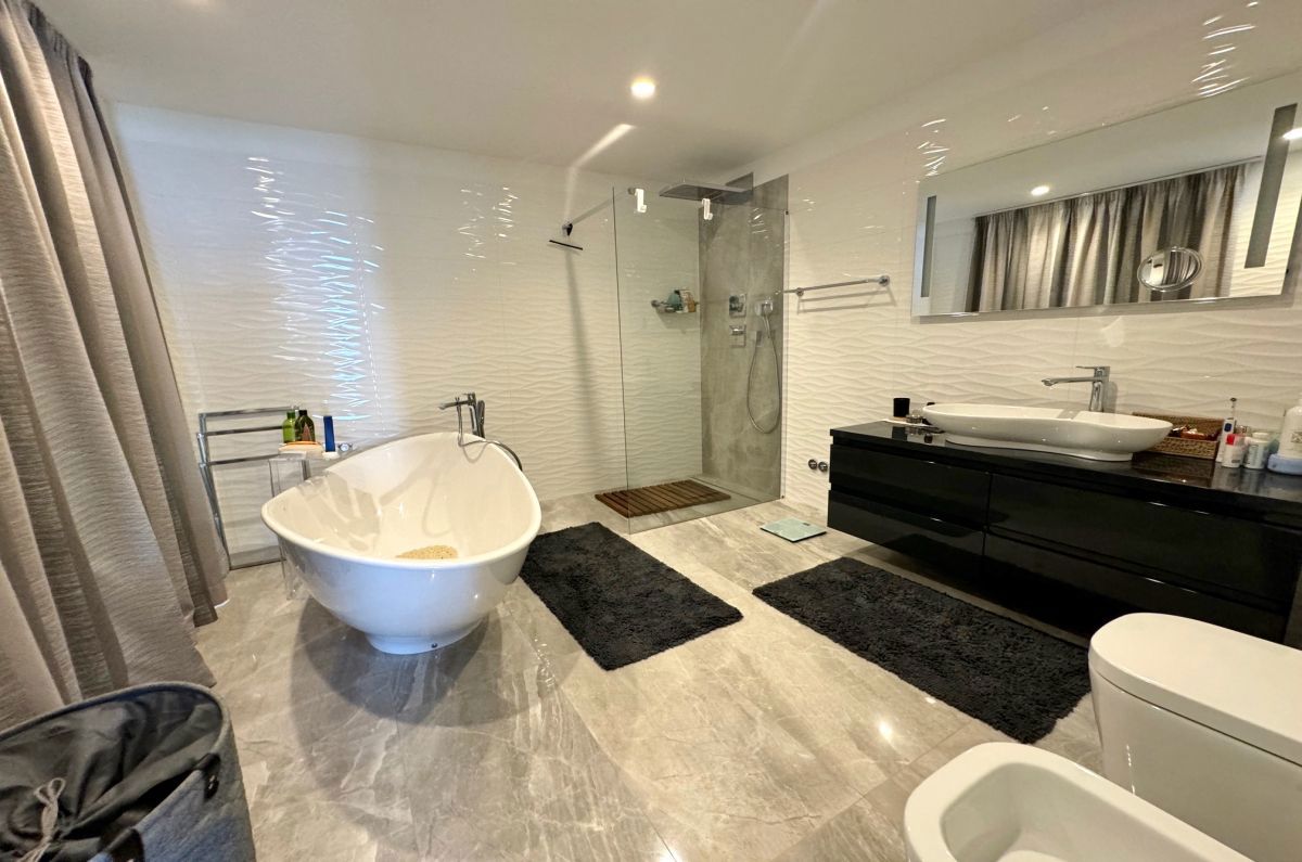 Casa, per la vendita, Città diKrk, Croazia, 189 m2, 1.250.000,00 EUR