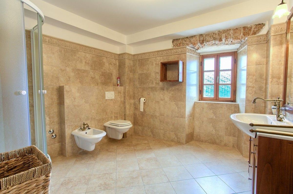 Vecchia casa di pietra, per la vendita, Dobrinj, Croazia, 4460 m2, 1.500.000,00 EUR