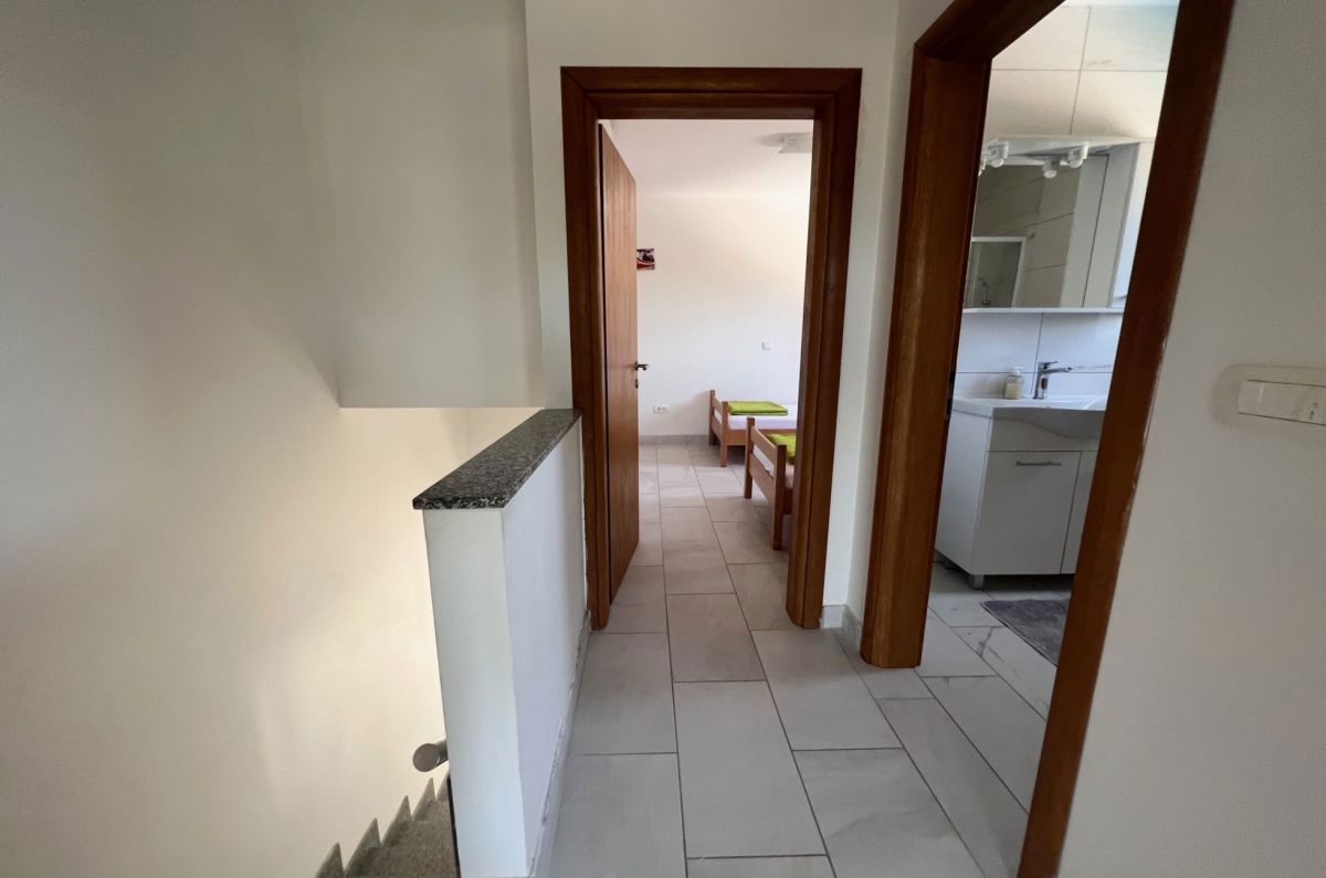 Appartamento, per la vendita, Malinska, Croazia, 76 m2, 330.000,00 EUR