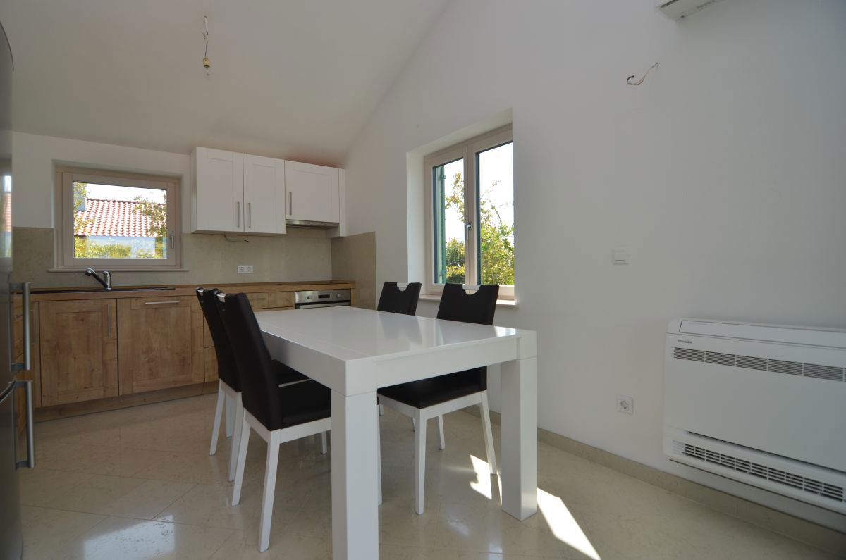 Appartamento, per la vendita, Malinska, Croazia, 76 m2, 550.000,00 EUR