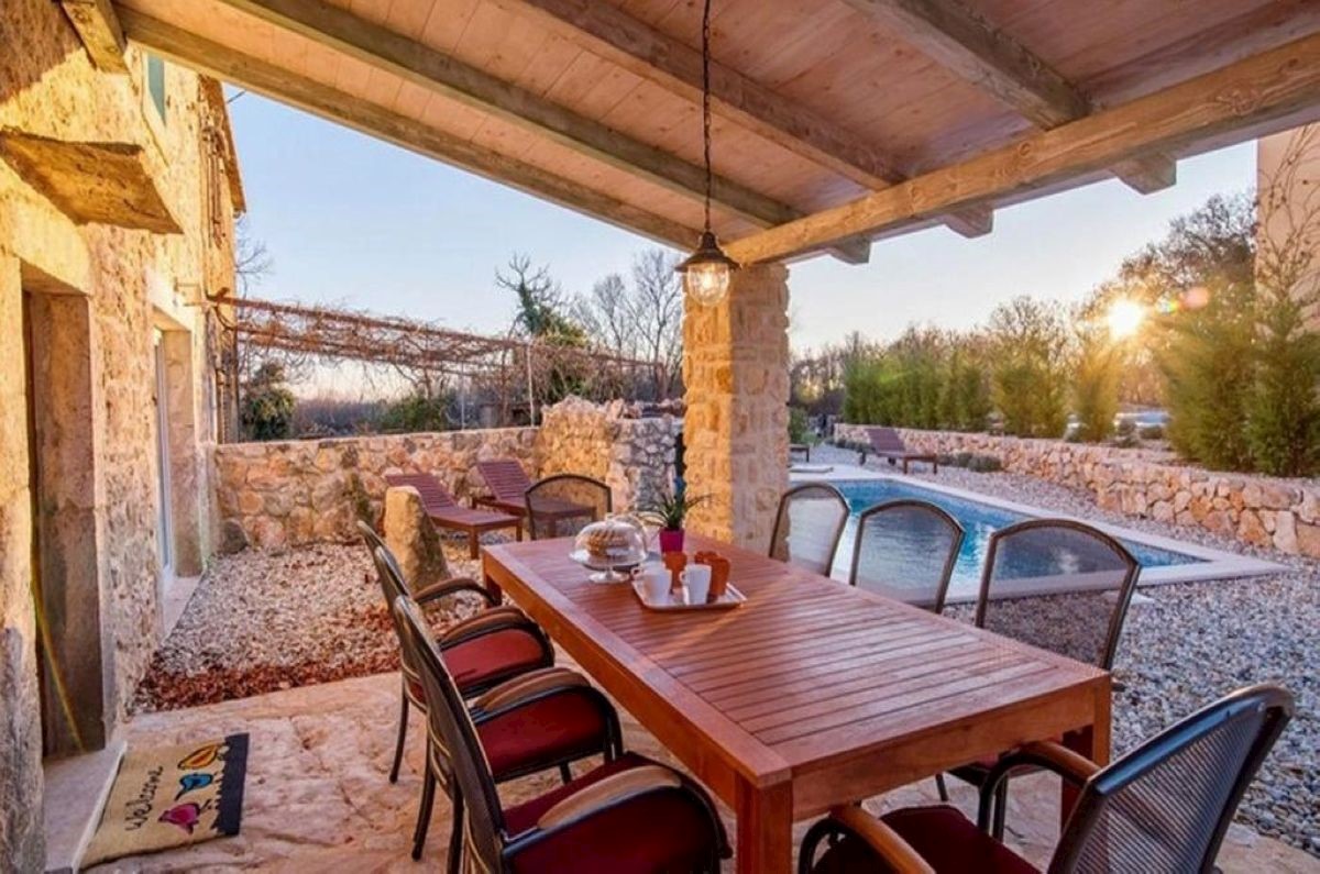 Vecchia casa di pietra, per la vendita, Vrbnik, Croazia, 180 m2, 430.000,00 EUR