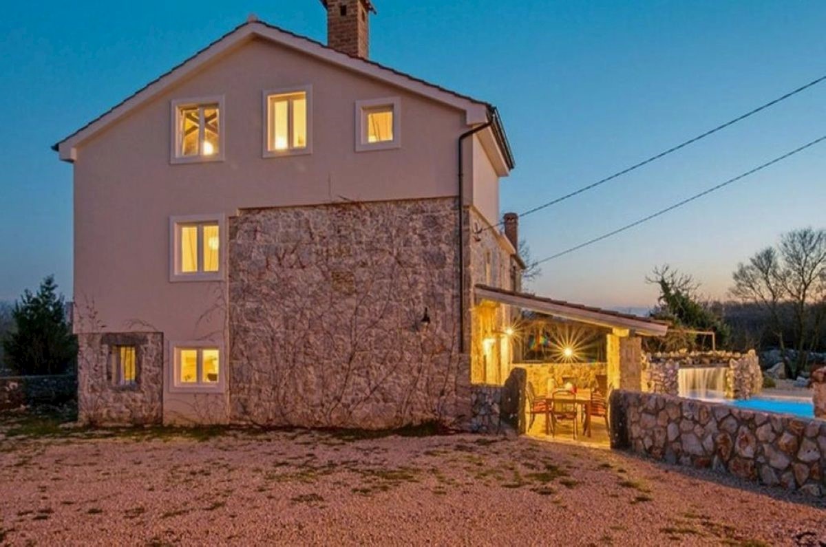 Vecchia casa di pietra, per la vendita, Vrbnik, Croazia, 180 m2, 430.000,00 EUR