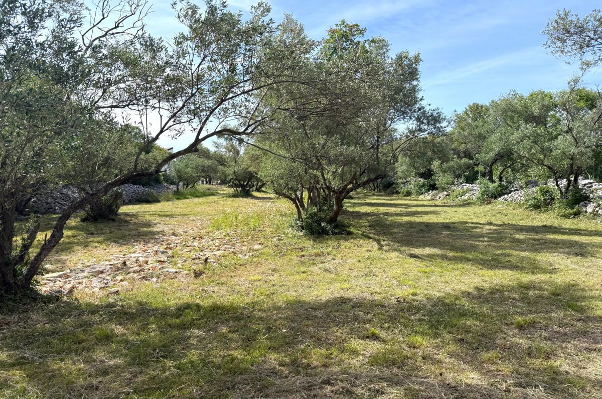 Terreno costruzione, per la vendita, Vrbnik, Croazia, 2038 m2, 390.000,00 EUR