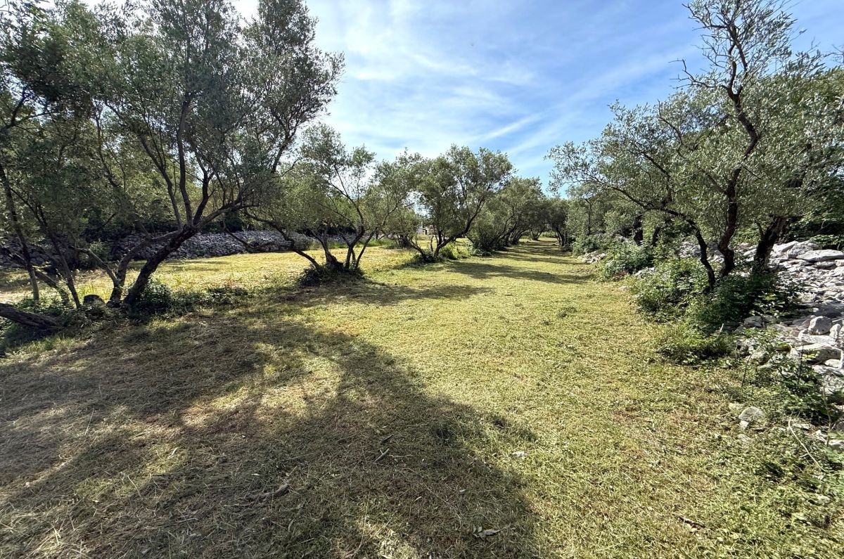 Terreno costruzione, per la vendita, Vrbnik, Croazia, 2038 m2, 390.000,00 EUR