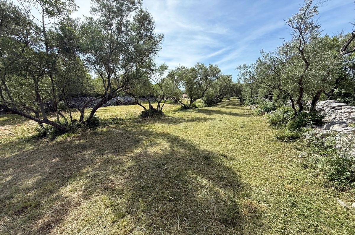 Terreno costruzione, per la vendita, Vrbnik, Croazia, 2038 m2, 390.000,00 EUR