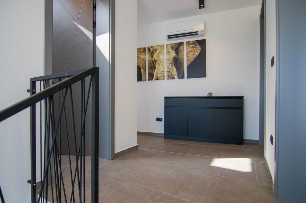 Casa, per la vendita, Città diKrk, Croazia, 257 m2, 1.500.000,00 EUR