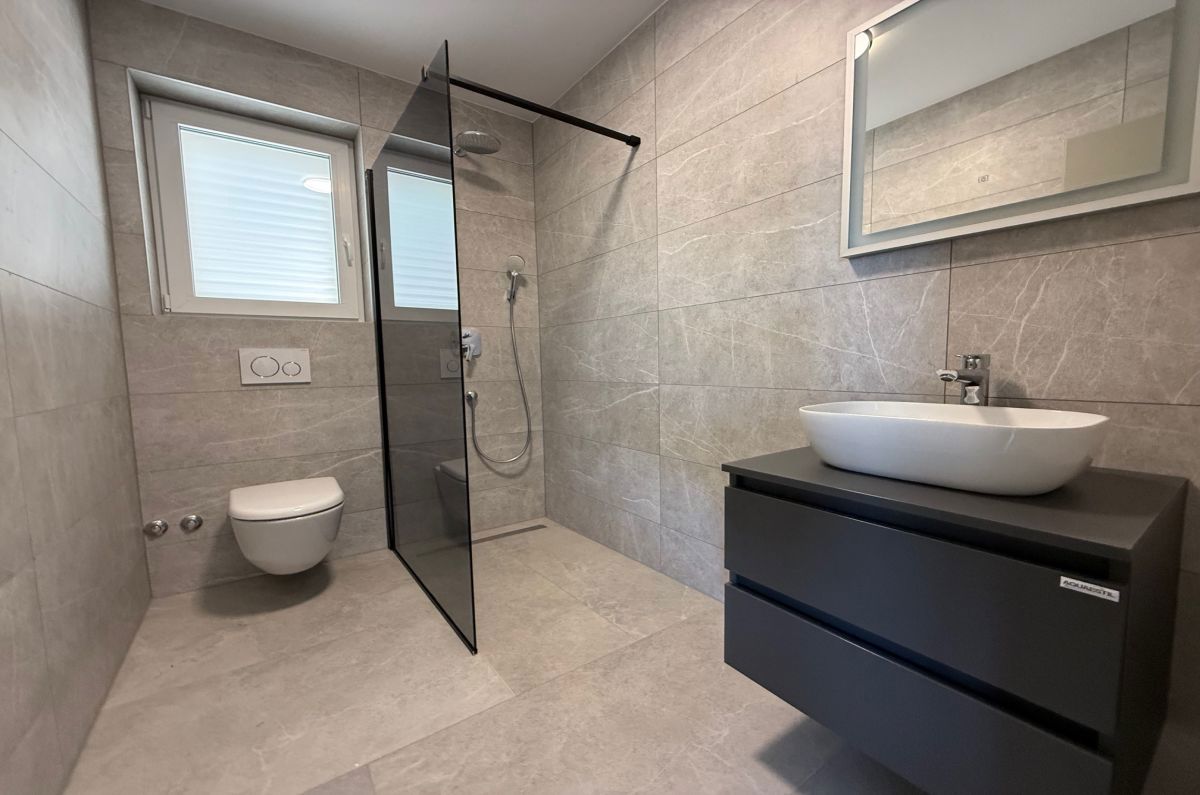 Casa, per la vendita, Vrbnik, Croazia, 137 m2, 800.000,00 EUR