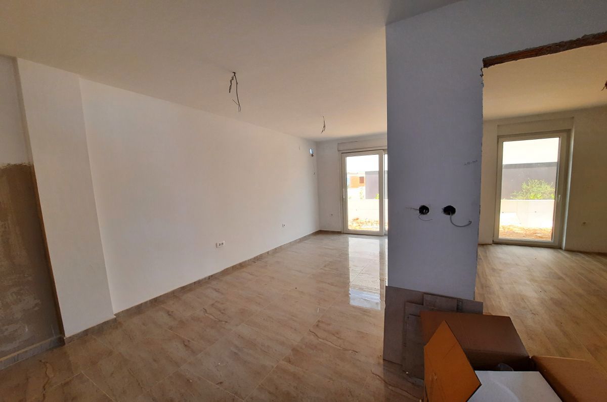 Appartamento, per la vendita, Njivice, Croazia, 32 m2, 200.000,00 EUR