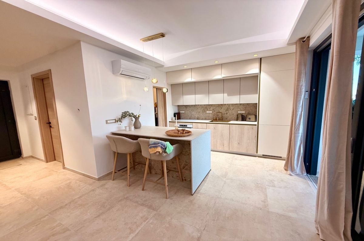 Casa, per la vendita, Città diKrk, Croazia, 176 m2, 995.000,00 EUR