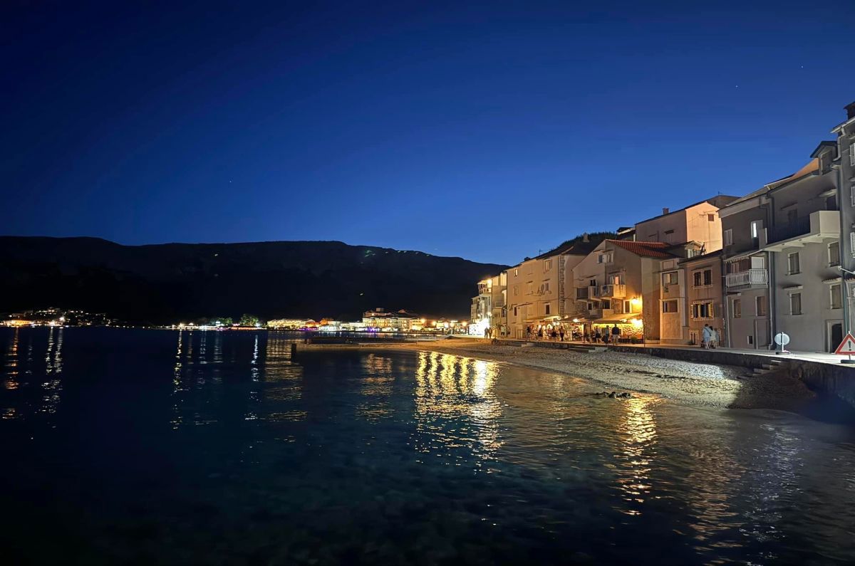 Locali commerciali, per la vendita, Baška, Croazia, 48 m2, 650.000,00 EUR