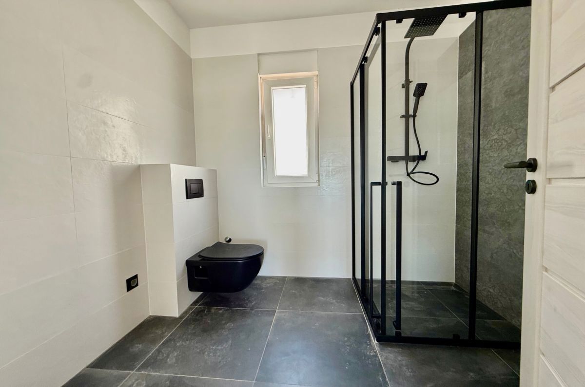 Appartamento, per la vendita, Uvala Soline, Croazia, 71 m2, 265.000,00 EUR