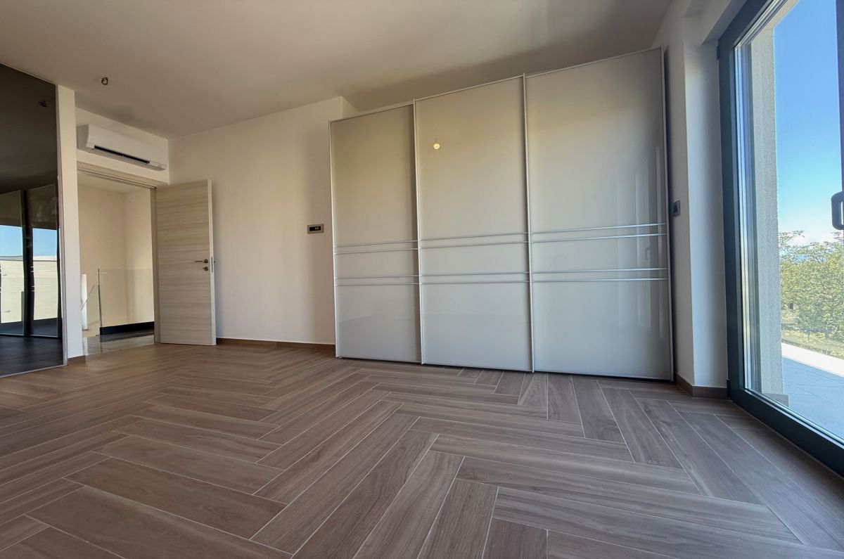 Casa, per la vendita, Malinska, Croazia, 193 m2, 1.395.000,00 EUR